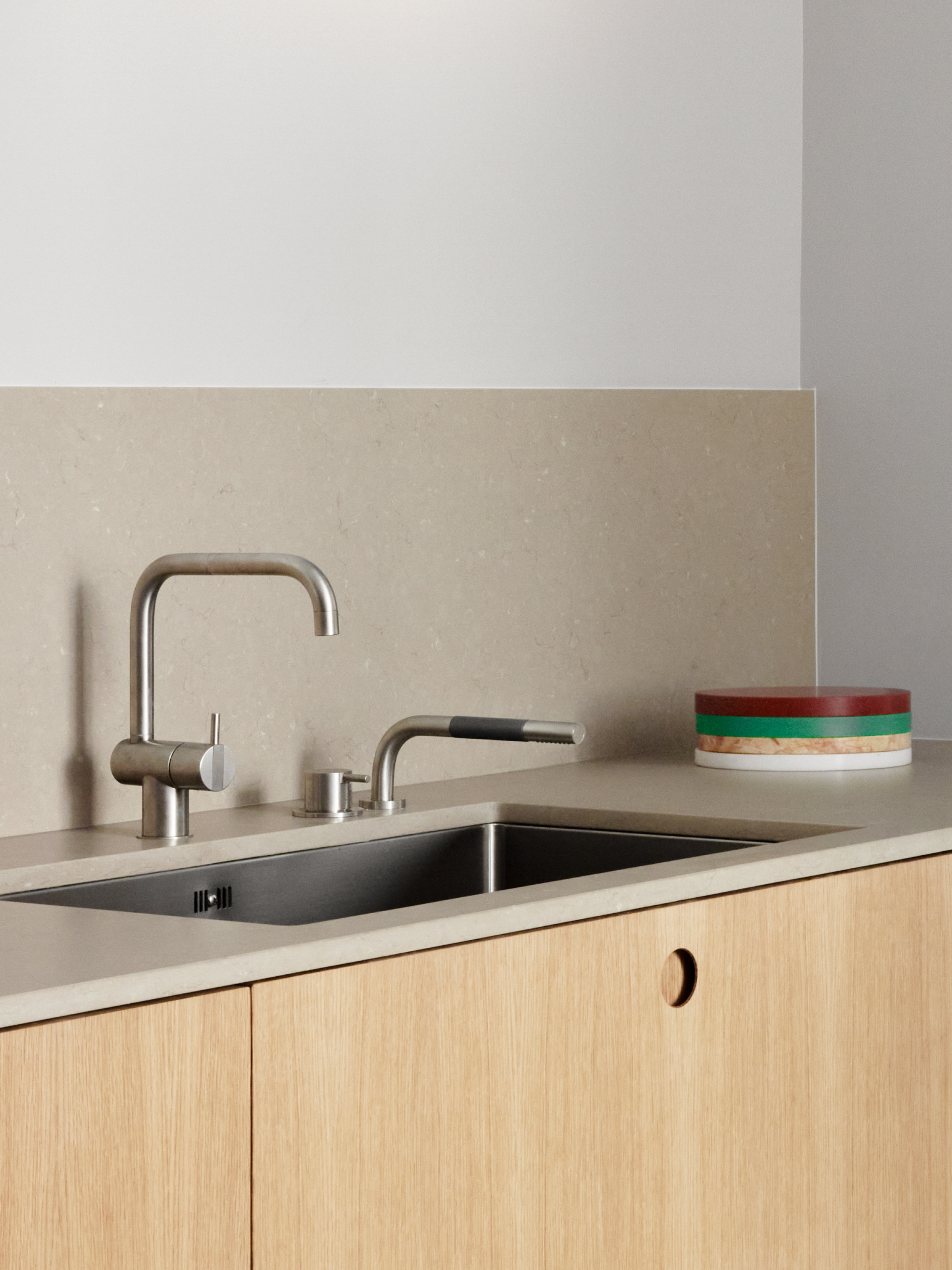 Kitchen with Silestone countertop